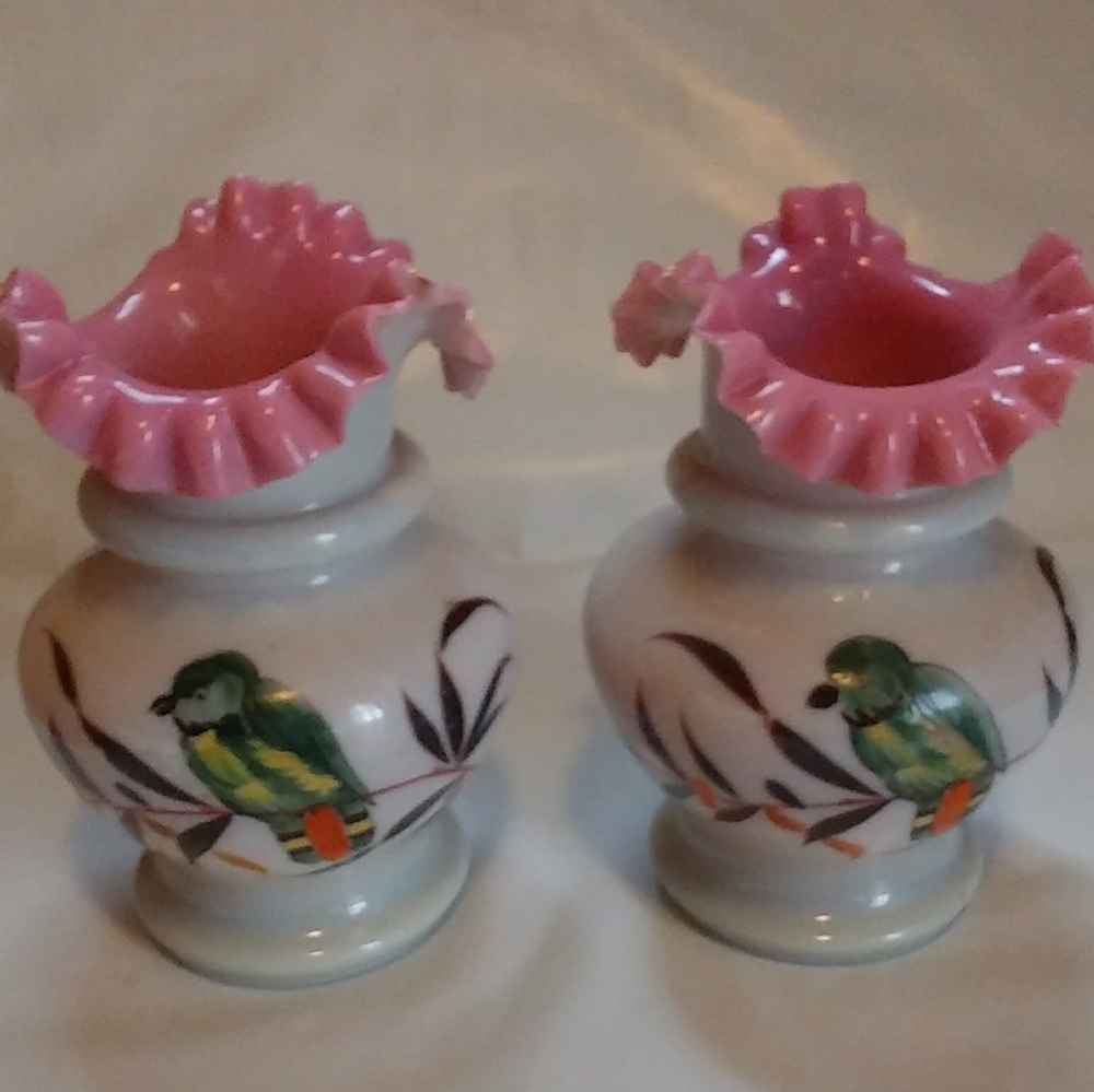 Antique. Bristol bases ROM 1800's.
